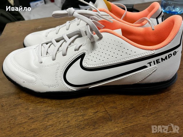 Футболни обувки - Nike Legend 9 Club TF, снимка 2 - Спортни обувки - 40658794