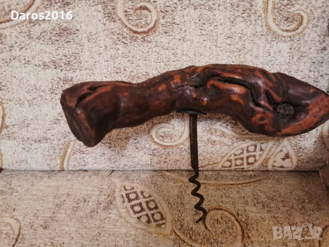 Стара закачалка и тирбушони , снимка 8 - Антикварни и старинни предмети - 39361236