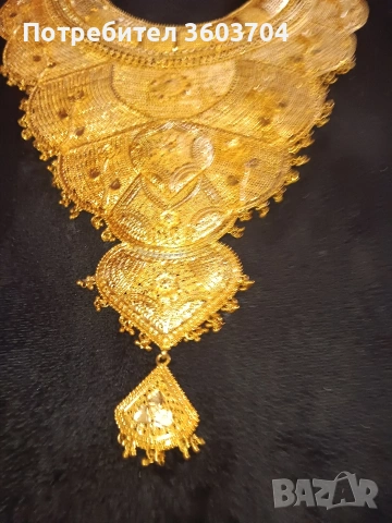 колие с обеци, снимка 2 - Бижутерийни комплекти - 53932626