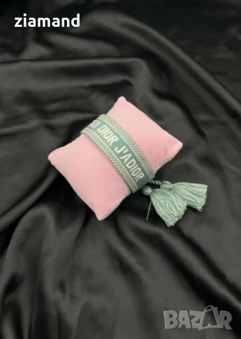 Луксозна тъкана гривна с пискюли, снимка 3 - Гривни - 44737140