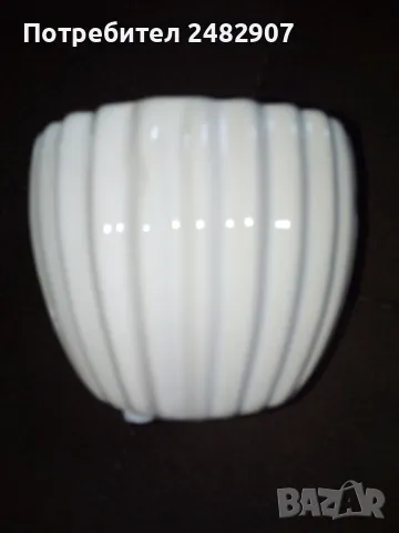 Малка керамична кашпа, снимка 3 - Декорация за дома - 47701133