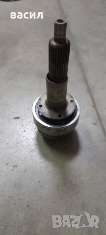  Продавам първичен вал за Sprinter  412