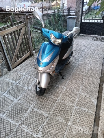 скутер, снимка 3 - Мотоциклети и мототехника - 52124110