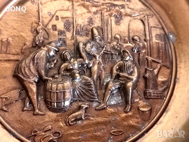 Страхотни Голями Релефни Италиански Бронзови Пепелници, снимка 2 - Антикварни и старинни предмети - 51140668