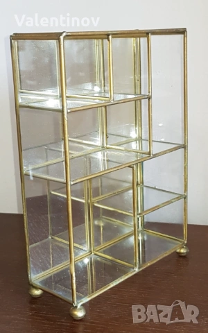 Старинна настолна етажерка за бижута 