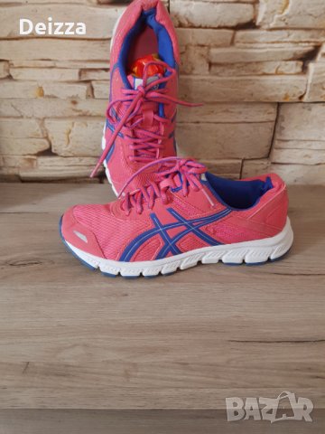 Дамски маратонки на Asics, снимка 3 - Маратонки - 31572343
