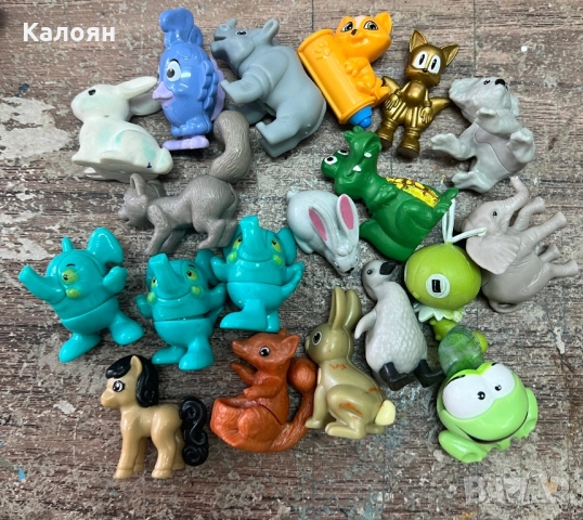 Фигурки играчки от Киндер лот 18 броя - цена за всичките 