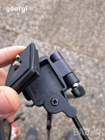 немски статив трипод за фотоапарат камера Hama traveller's 2     7/4, снимка 12 - Чанти, стативи, аксесоари - 49827139