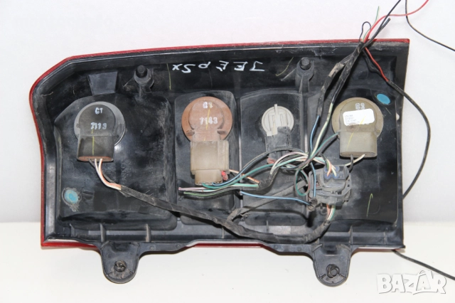 Ляв стоп Jeep Patriot MK74 (2007-2016г.) 4 отвора европейски Джип Патриот, снимка 4 - Части - 51484689