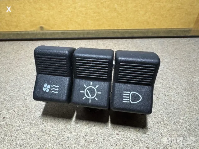 КЛЮЧ БУТОН ЗА СВЕТЛИНИ ТРОЙКА ВАЗ ЛАДА НОВ