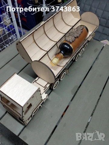 Дървен камион с място за бутилка , снимка 6 - Декорация за дома - 54162532