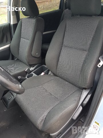 Toyota Corolla Verso 2.2 DCAT 177 на части Тойота Корола Версо на част , снимка 9 - Автомобили и джипове - 30879130