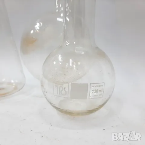 Три стари химически лабораторни колби Jena therm(11.5), снимка 3 - Антикварни и старинни предмети - 47736105