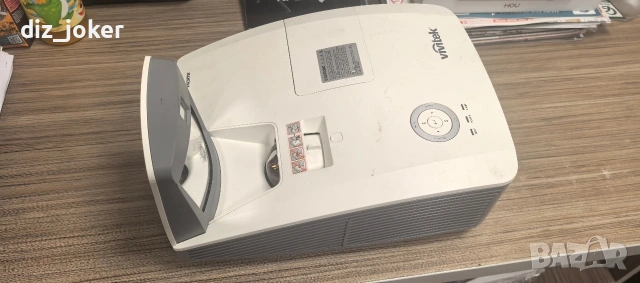 Vivitek DW771USTie проектор