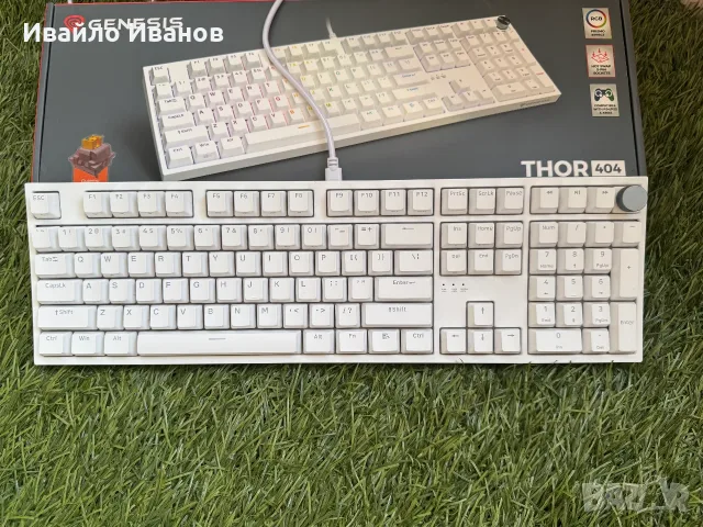 Genesis Thor 404 White механична клавиатура - Outemu Peach Silent, снимка 2 - Клавиатури и мишки - 56154584