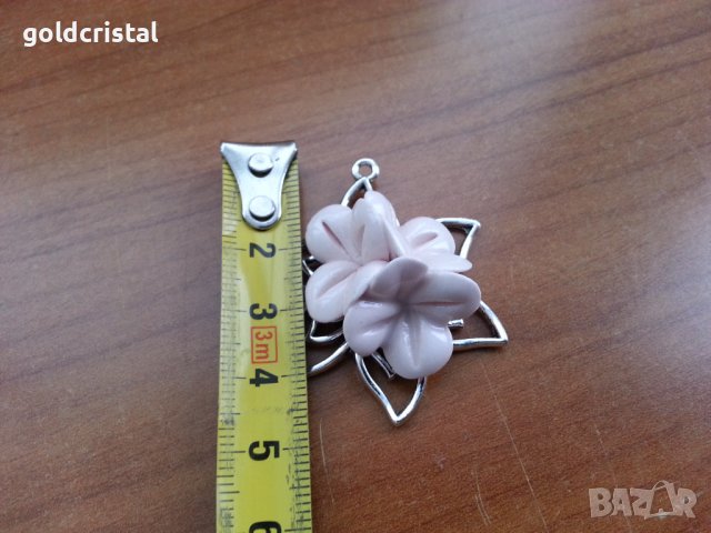  медальон с порцелан , снимка 2 - Антикварни и старинни предмети - 39554010