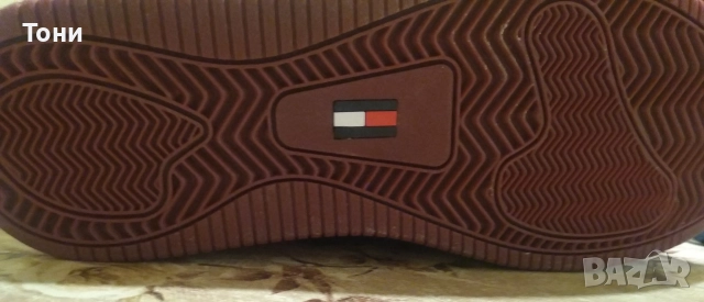 TOMMY HILFIGER Оригинал Нови Дамски Маратонки от Естествена Кожа 41, снимка 12 - Маратонки - 52542424