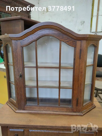 Малка стенна витрина, снимка 4 - Секции и витрини - 53909908