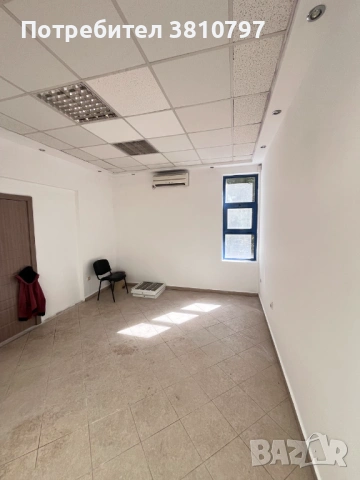 Давам под наем помещение за офис или магaзин 17кв.м / 150€ на месец, снимка 2 - Офиси - 53326248