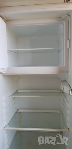 Голям хладилник AEG с камера 312 литра, снимка 9 - Хладилници - 38052595