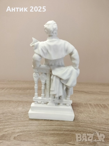 Порцеланова статуетка "А.С. Пушкин" ЛФЗ, снимка 2 - Статуетки - 51806267