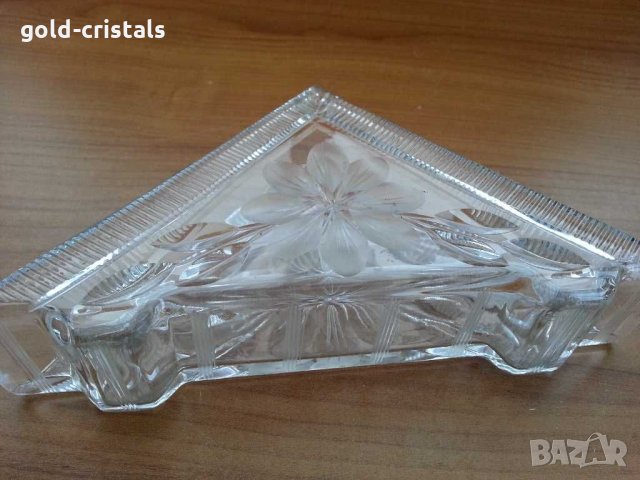 Стар кристален салфетник , снимка 6 - Антикварни и старинни предмети - 31881571