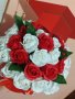 Луксозна кутия с трийсет и една сапунени роза за абитуриенти или абсолвенти , снимка 7