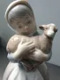 НАО ЛАДРО испанска порцеланова фигура на момиче с агне/NAO Lladro статуетка 21см, снимка 5