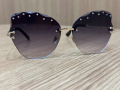 Слънчеви очила с черни стъкла и блестящи нежни камъчета, снимка 1 - Слънчеви и диоптрични очила - 44529130