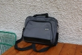 Чанта ASUS за лаптоп има вътре прегради и дълга дръжка., снимка 4