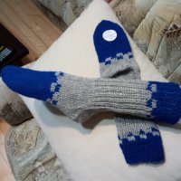 Ръчно плетени дамски чорапи от вълна размер 38, снимка 2 - Дамски чорапи - 39471410