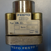 Пневматичен цилиндър Festo DN 32-160 double acting pneumatic cylinder, снимка 2 - Резервни части за машини - 44602577