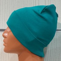 Нова дамска зимна шапка с подгъв в зелен цвят, снимка 4 - Шапки - 39325407