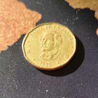 Монета Доминиканска Република 1 песо, 1992, снимка 2 - Нумизматика и бонистика - 44429306