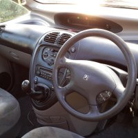 Citroen xsara picasso SX 2.0 HDI, снимка 16 - Автомобили и джипове - 42918801