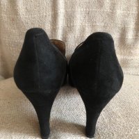 Дамски обувки естествен велур Clarks., снимка 3 - Дамски обувки на ток - 31285179