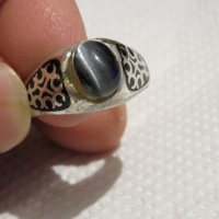 Стар красив мъжки сребърен пръстен с камък котешко око и ниело - прекрастна изработка за теб., снимка 3 - Пръстени - 31017471