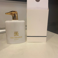 Trussardi Donna Levriero Collection 100 ml EDP Tester , снимка 2 - Дамски парфюми - 44621151