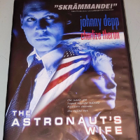 DVD Жената на астронавта, снимка 1 - DVD филми - 36448966