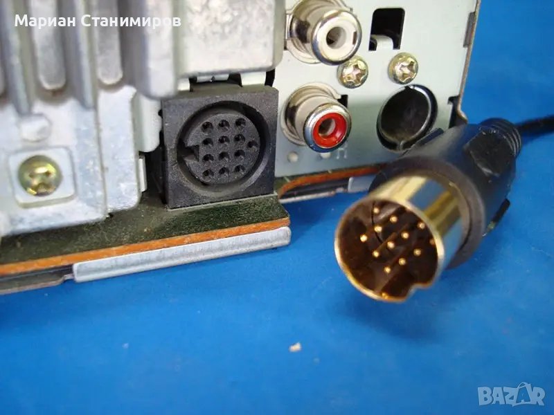 Kenwood - блуту адаптер за авто - радио CD/MP3 плеър, снимка 1