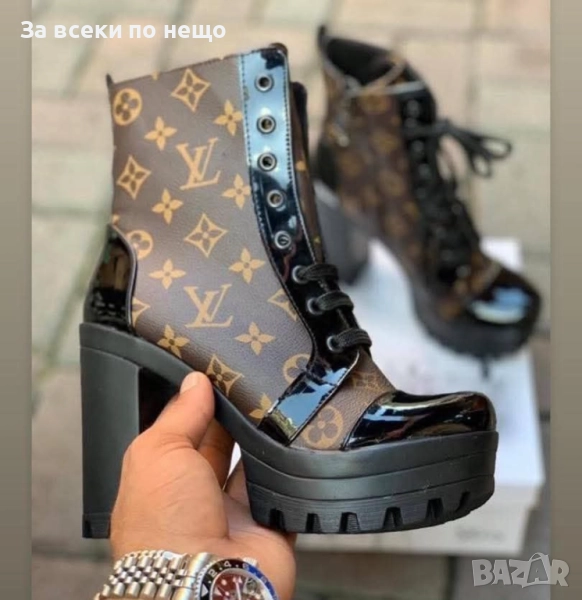 Louis Vuitton Дамски Зимни Боти Луис Витон Код S48, снимка 1
