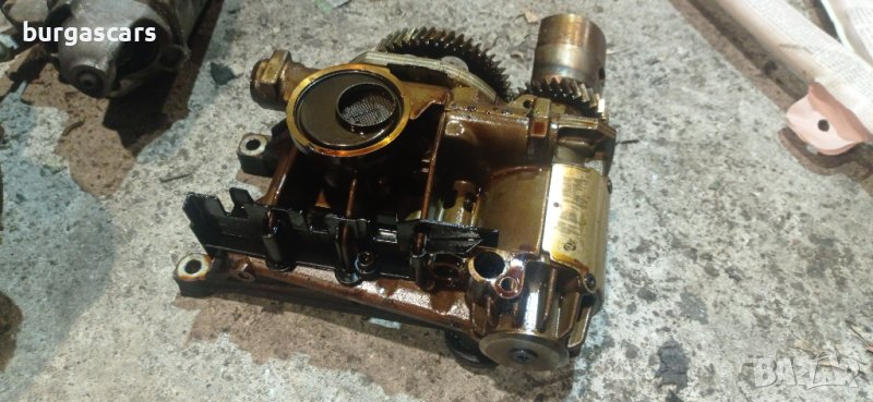 Маслена помпа Ауди А4 3.0V6-220к.с. - 180лв, снимка 1