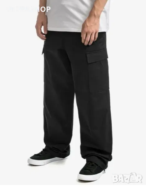 Нов панталон NIKE SB Kearny cargo size 30, снимка 1