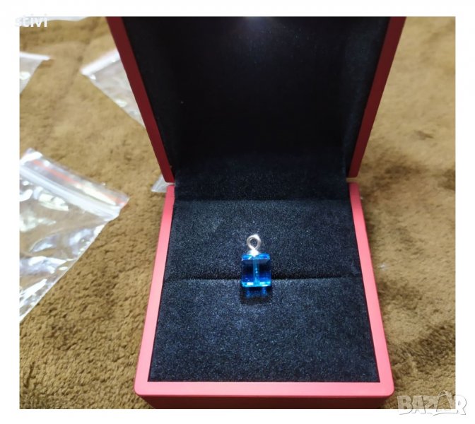 Кристали кубичен кристал  СИН - НОВО., снимка 1