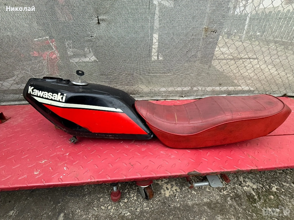 Резервоар и седалка за мотор , снимка 1