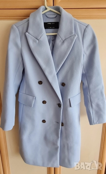Небесно синьо палто, снимка 1