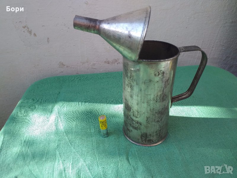 Стара мерница 1л с фуния BSW original, снимка 1