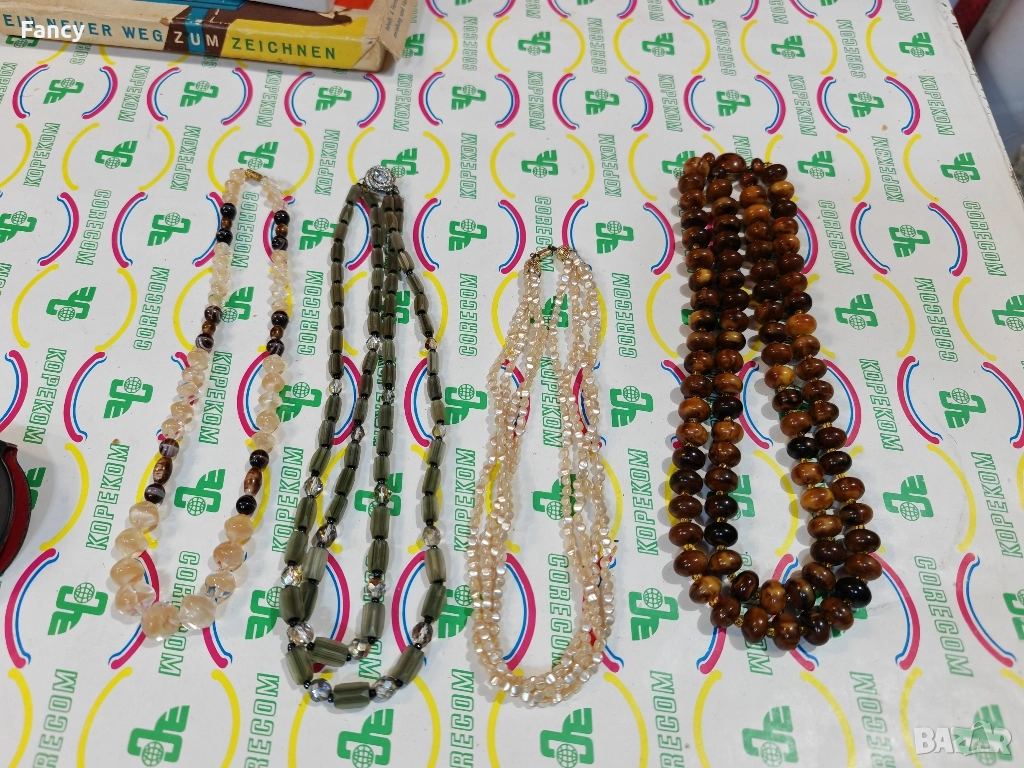 Стари колиета, гердани, снимка 1