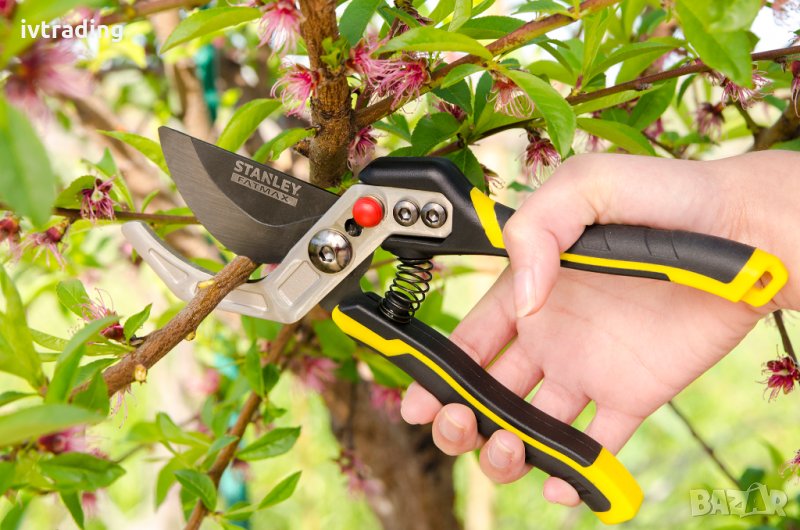 Градински ножици и триони, маркучи и накрайници и др., снимка 1