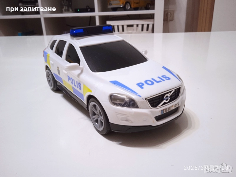 Dickie Volvo XC 60 и количка полицейска, снимка 1